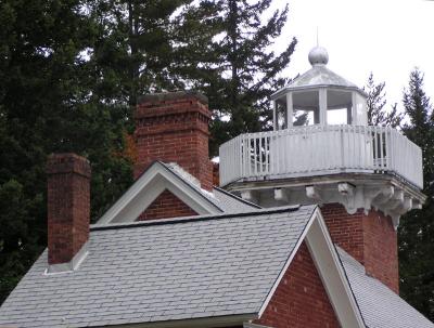 Indian Point Light Station - roof-line, Lake Superior