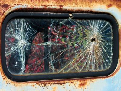 broken truck window-0010
