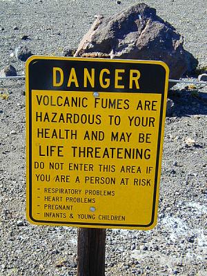 u49/fischerfoto/medium/36198620.hawaii_volcanoes_national_park_2003_P1010049.jpg