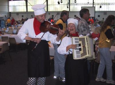 The wandering musicians.