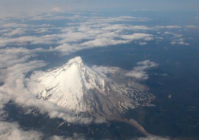 Aerial View of Mount Hood 02.jpg