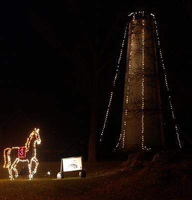 u49/headmaster/medium/36680615.LightHouseTree.jpg