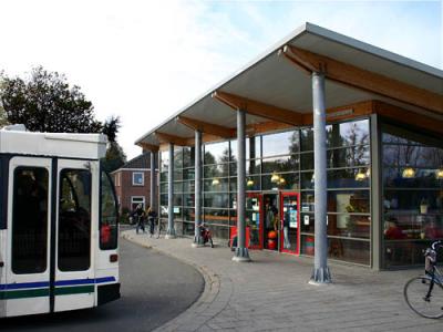 Winsum - Stationsgebouw