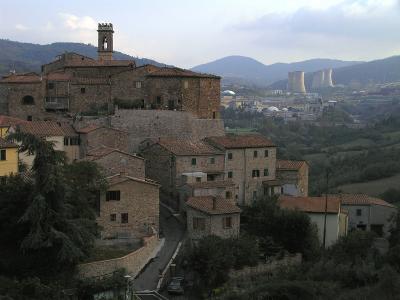 Montecerboli und  Larderello