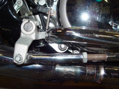 RIGHT REAR MOUNT BOLT AND BRAKE ARM WITH EXTENSION ROD