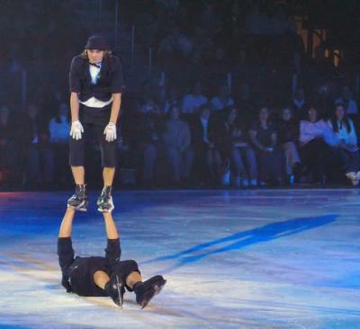 u49/icicle50/medium/40972046.KleenexFigureSkating110.jpg