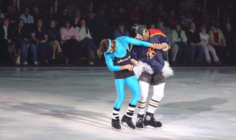 Kleenex Figure Skating 041