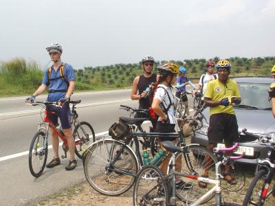 bike ride to Kota Tinggi Rainforest Resort - Oct 9 & 10 2004