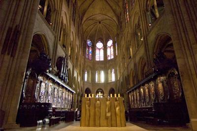 Notre Dame Inside2.jpg