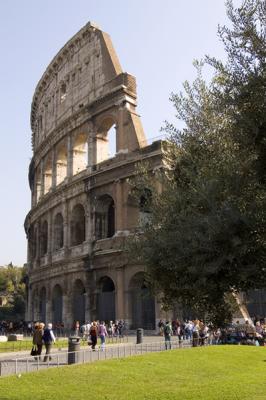 u49/interceptor/medium/36613662.TheColoseum.jpg