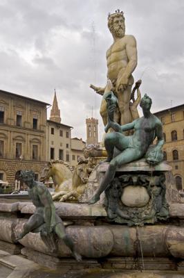 Fountain in Florence.jpg