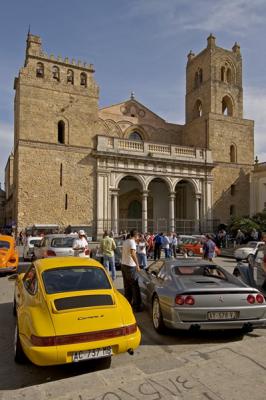 Monreales Cathedral outside.jpg