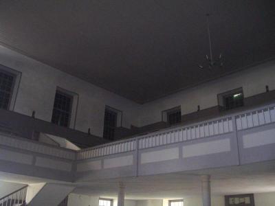 mp_7 - Inside Quaker Meeting House