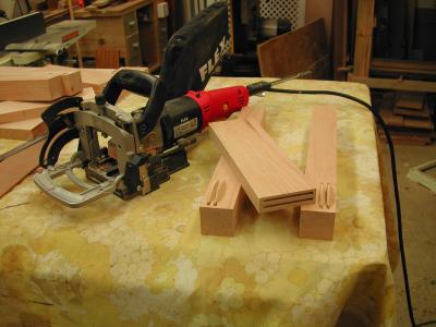 biscuits jointer.JPG