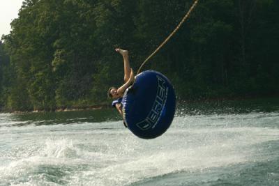 michaela_tube_fly2.jpg