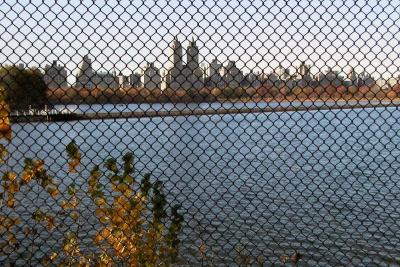 u49/jiangweiwei/medium/34899376.centralparkjacquelinereservoir.jpg