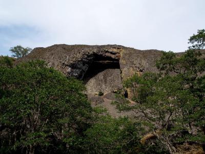 Arch above Catherine Creek