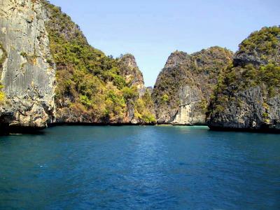 Loh Sama Bay on Phi Phi Ley