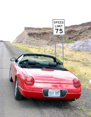 u49/johnny10d/medium/36280483.IMG_5159onourwaytovegastheskysthelimitsortof.jpg