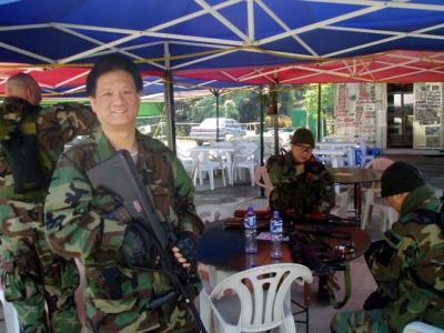 Hey Raymund, take that sticker off your AUG!
