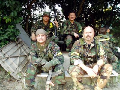 Dead men chillin' out...