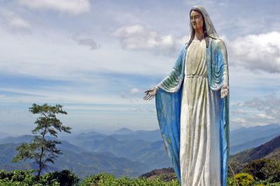 50-ft high statue on the road from Banaue to Sagada