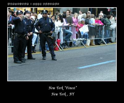 u49/kelster/medium/36780655.NYC_Marathon_Police.jpg