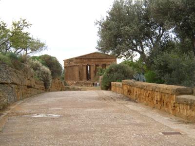 Temple of Concord 2.jpg