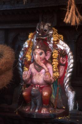 u49/lcarlsen/medium/34867005.templesIN1089_Ganesh.jpg