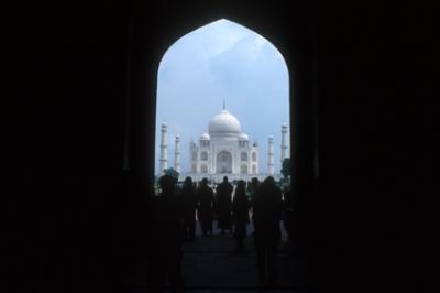 u49/lcarlsen/medium/35646812.monuIN1271_TajMahal.jpg