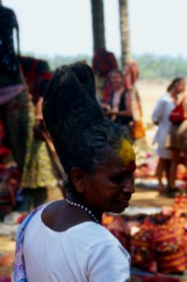 peopleGoaIN1171_holywoman.jpg