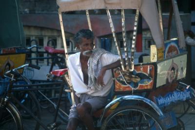 peopleVaranesi1304_Rickshaw.jpg