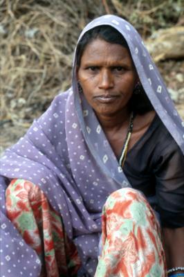 peopleBasi1110_woman.jpg