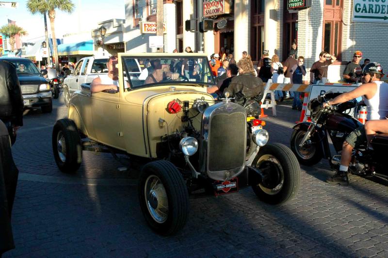 old-ford.jpg