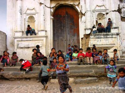 kids running, santa maria de jesus, guatemala