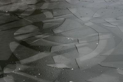 Cracked ice