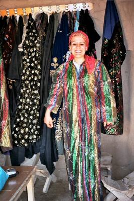 Harran: tourist trying on clothes