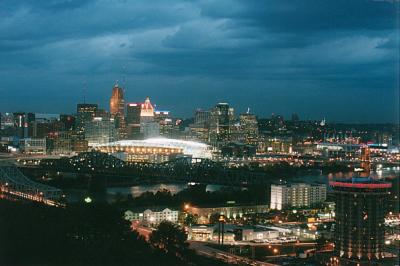 u49/nelsonjanet/medium/34857508.city_200305.jpg