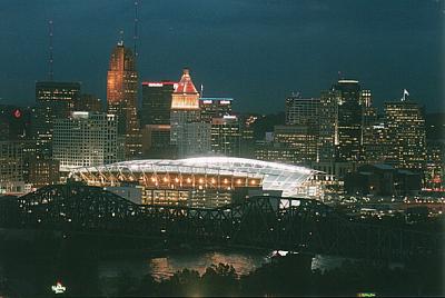 u49/nelsonjanet/medium/34857511.city_200308.jpg