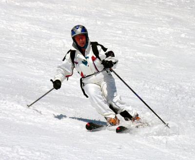 Mom skiing 2.jpg