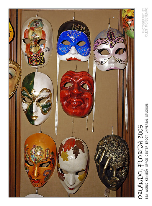 Venice: carnaval masks store III