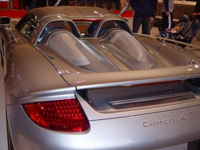 Mid-Engined Super car, done Porsche style
