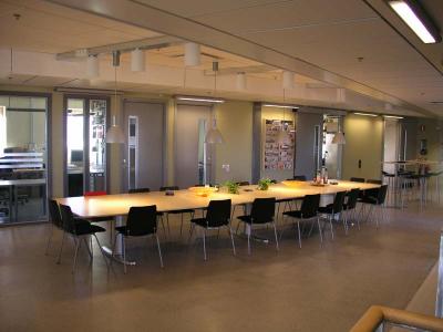 Dining-table7.jpg