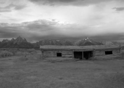 Hut, Grand Teton - mono