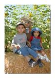 Baba n Tita @ the pumpkin patch 2004