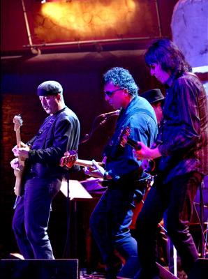 043 Bobby George, Barry George, Robert Gillespie.jpg