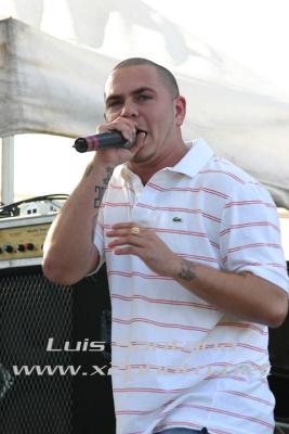 u49/thpproductions/medium/40850828.WildSplash05607copy.jpg