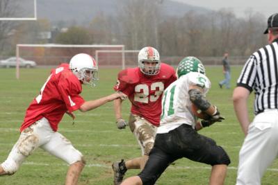 Jeff Strong running up the sideline