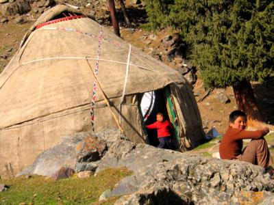 Kazakh children and yurt