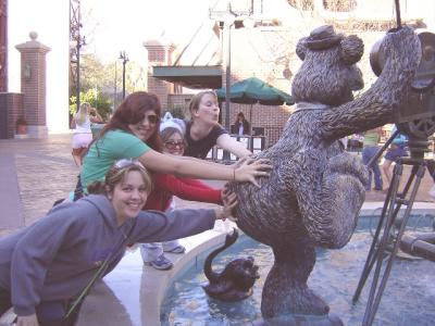 MGMMuppetsButtKids.jpg